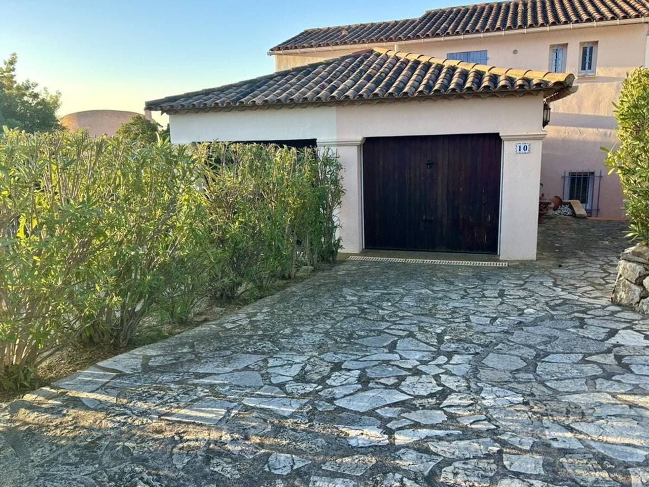 Foto 4 von 19: Villa in Cavalaire-sur-Mer mit Pool, Sauna, Parkplatz und Haustiere erlaubt