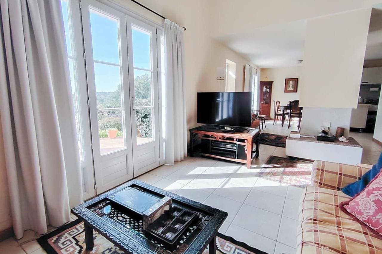 Foto 4 von 5: Maison 3 Chambres