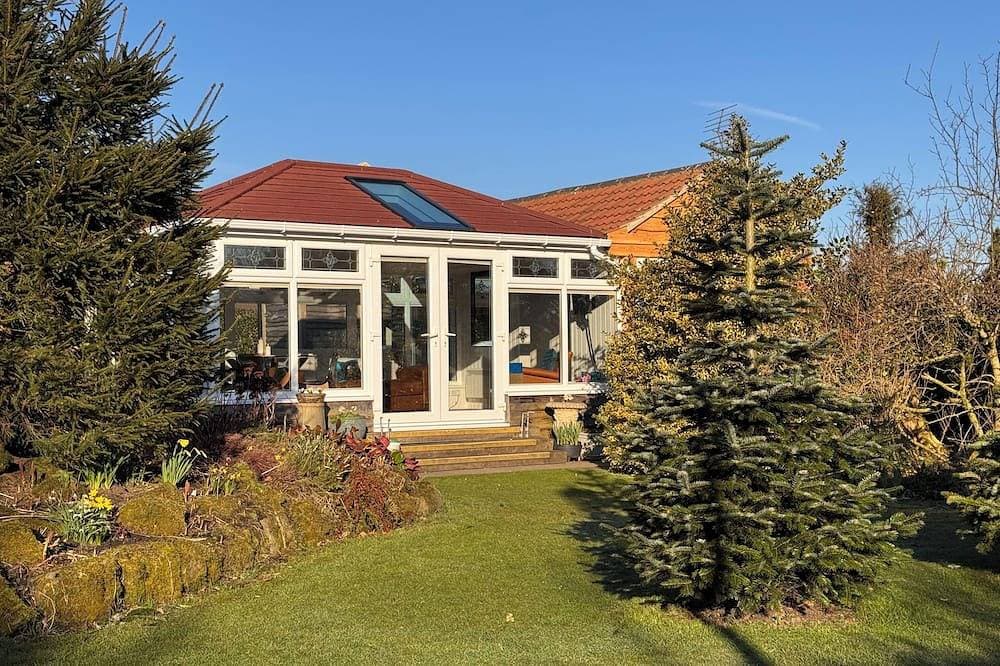 Gardenside Lodge self - catering dog friendly holiday home in County Durham 1