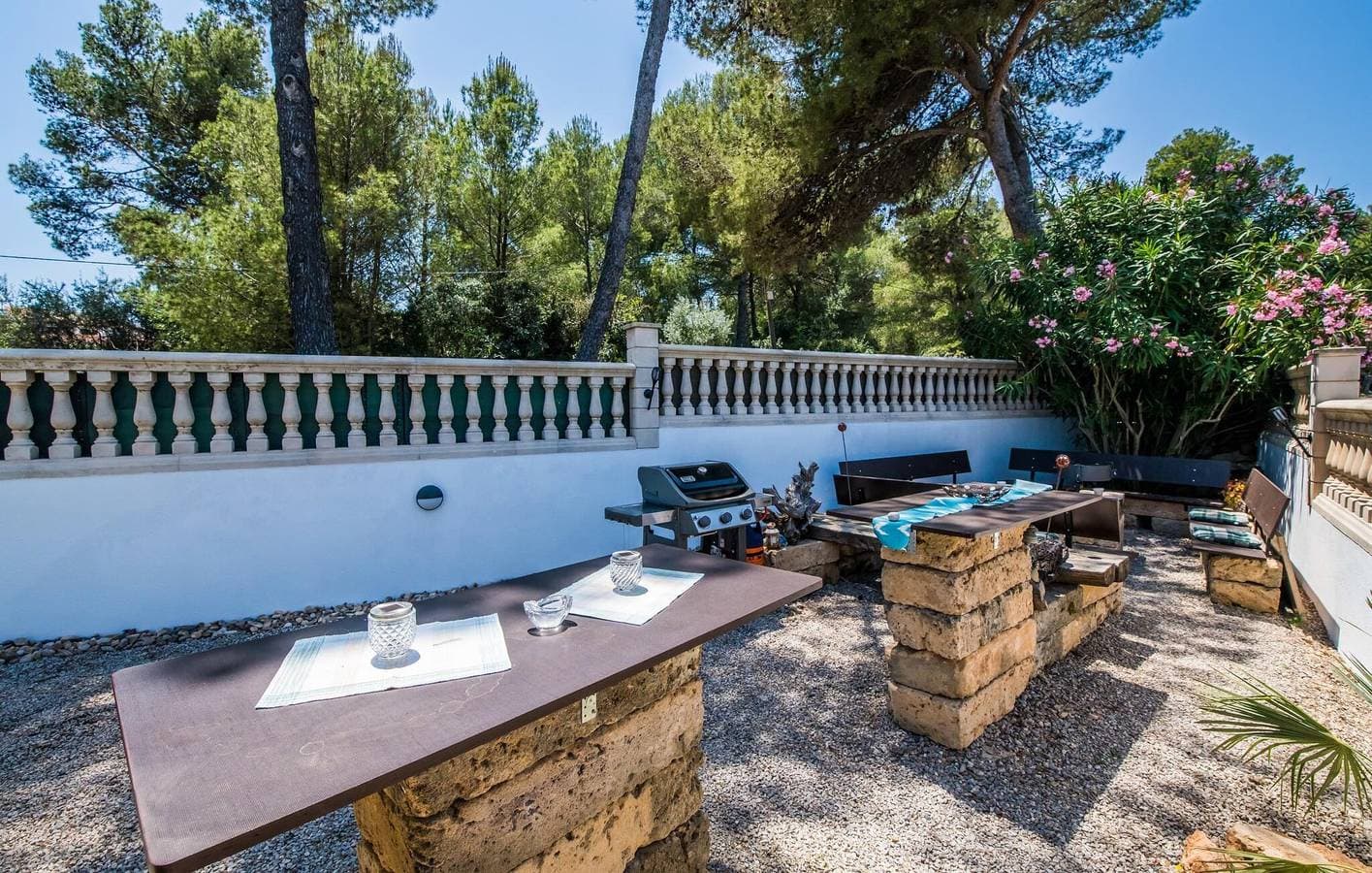 Foto 6 von 42: Apartment mit Meerblick, Pool, Küche und Grill 800 m vom Strand Cala de n'Aladern entfernt