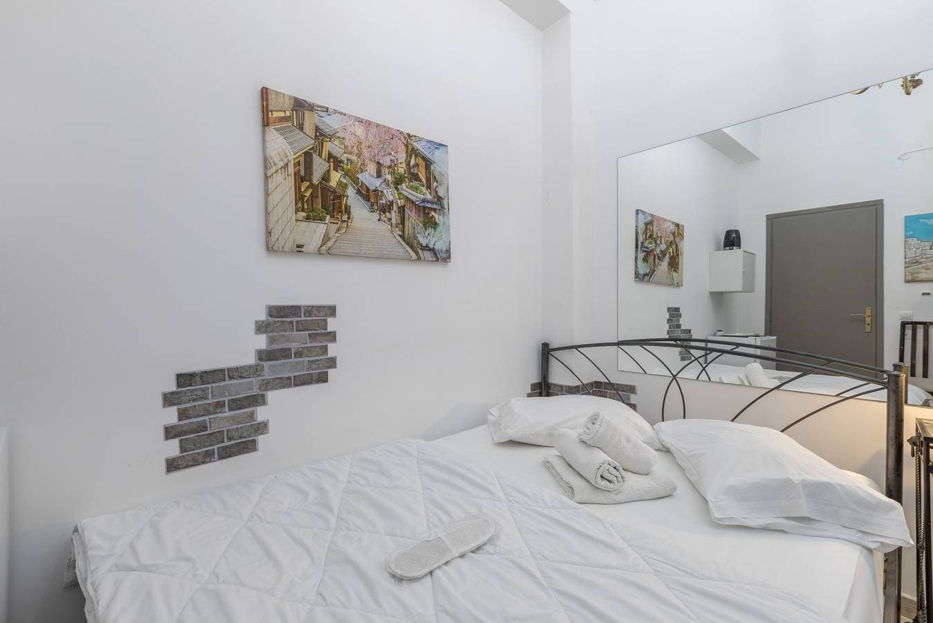 Foto 4 von 21: Zimmer 'Porto Chania A2' mit gemeinsamem Garten, Wi-Fi und Klimaanlage