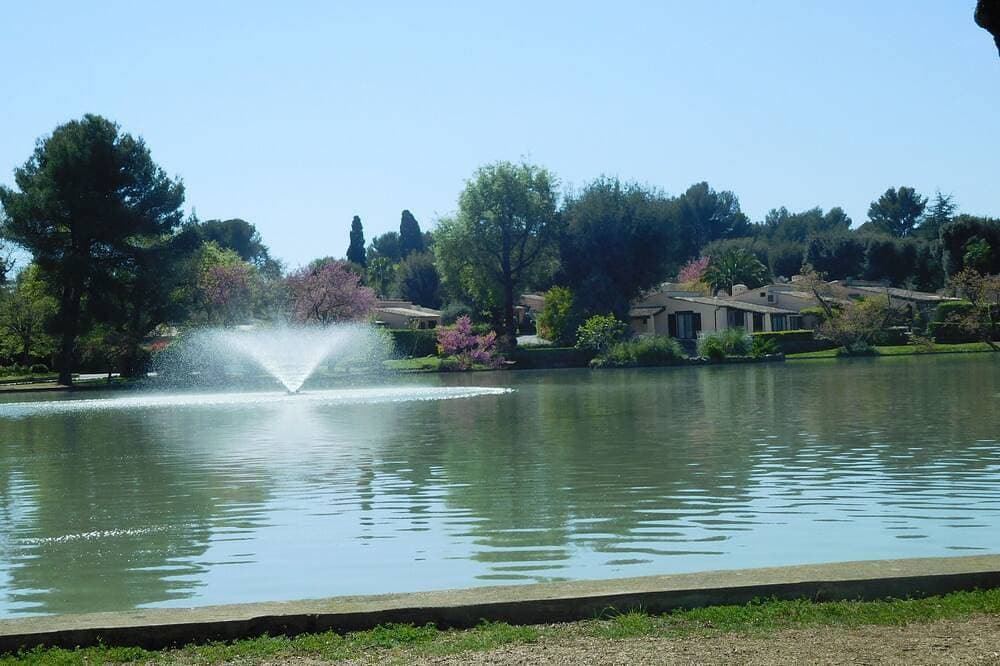 Foto 4 von 30: Entzückendes provenzalisches Haus in sicherer Luxusdomäne mit Swimmingpool