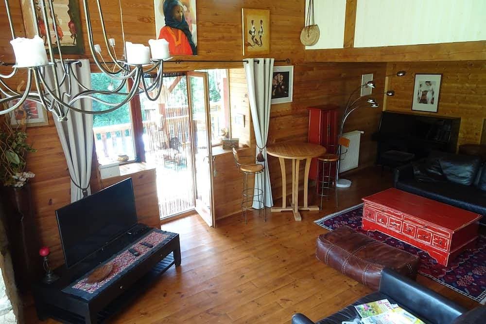 Foto 12 von 26: Alte Scheune mit Geschmack renoviert ohne Gegenüber, großes Terrain und Pool