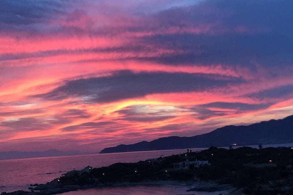 Foto 13 von 30: Studio Waterfront Cala Caterina, Villasimius, direct access to the beach, Wi-Fi