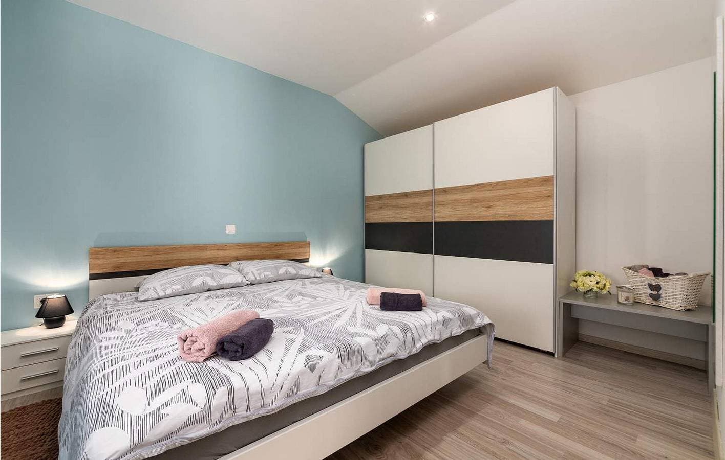 Foto 8 von 39: Gemütliche Ferienwohnung mit WLAN, Klimaanlage und eigener Terrasse