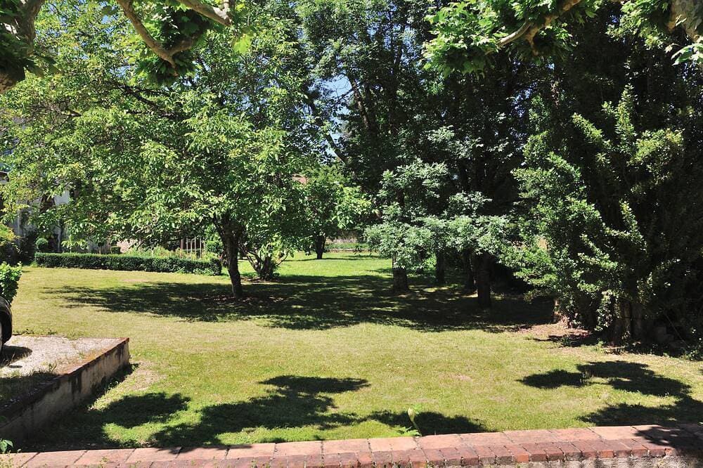 Foto 8 von 28: Beautiful house with garden and view of the Lot