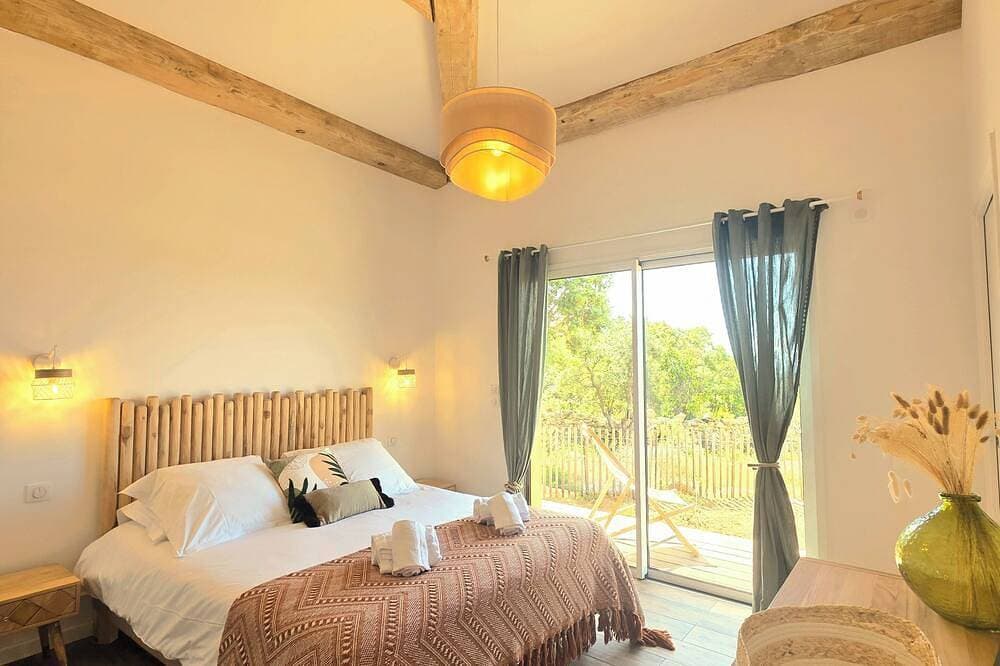 Foto 11 von 30: Villa with pool, sea view, Corse-du-Sud