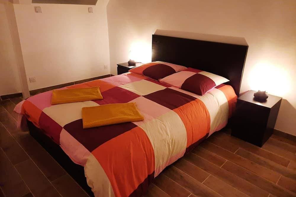 Foto 7 von 30: La Rose des Vents\" duplex apartment with sea view and Arromanches pontoons