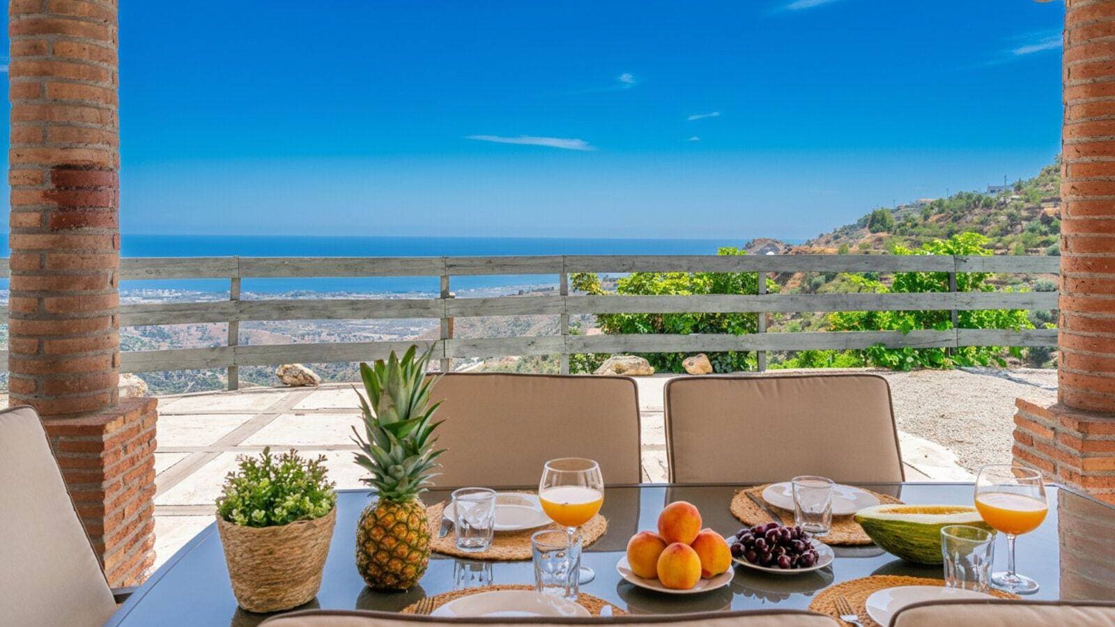 Foto 2 von 29: Casa Mirador del Mar Arenas by Ruralidays