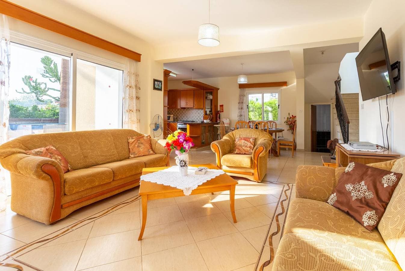 Foto 9 von 34: Villa für 6 Personen mit Garten