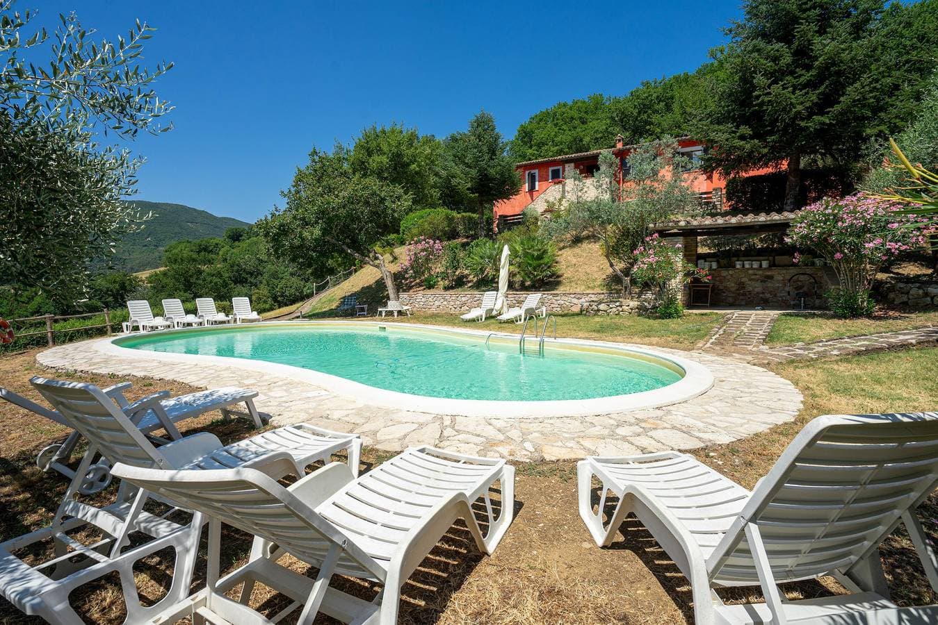 Foto 1 von 12: „Dependance Del Casale Rosso“ mit Pool, privatem Garten und WLAN