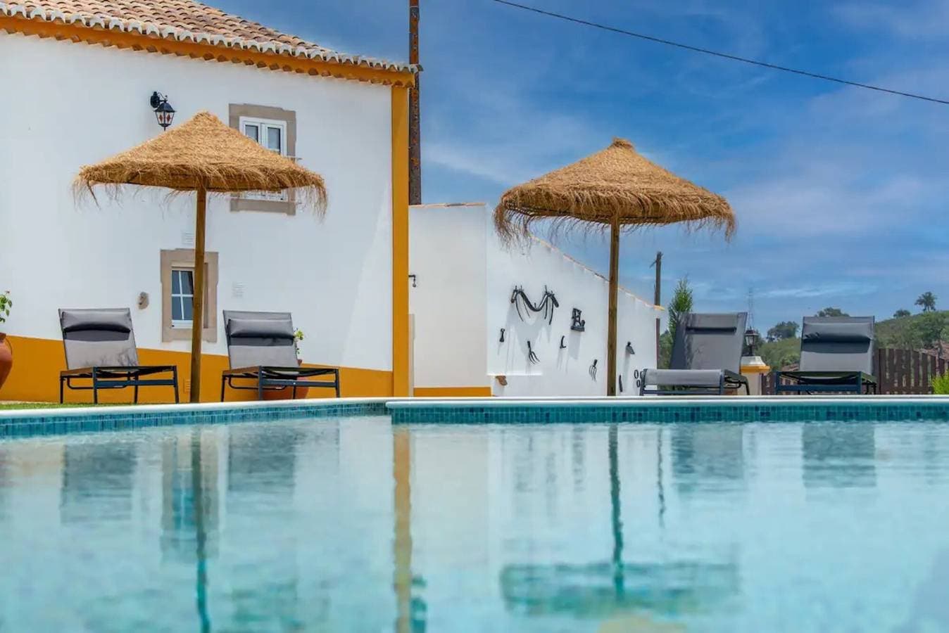 Foto 2 von 39: Ferienhaus 'Casa Do Avô - Vale Luís Neto' mit Bergblick, Wi-Fi und Klimaanlage