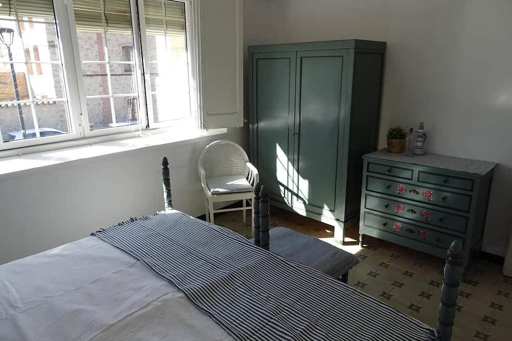 Foto 3 von 30: Ländliches Haus 60 km von Barcelona entfernt, Ruhe und Weintourismus
