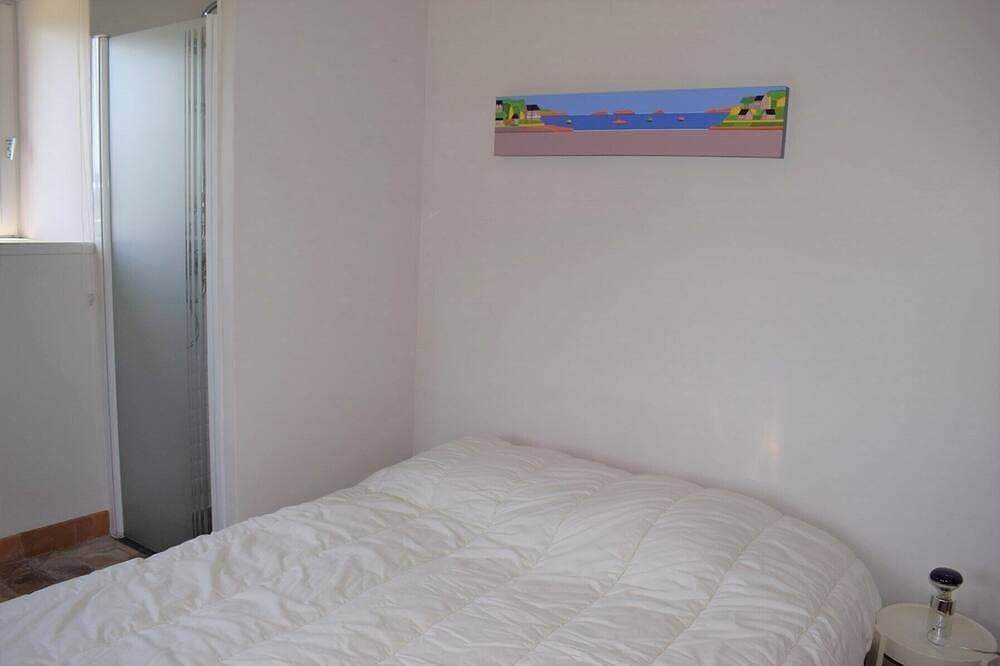 Foto 2 von 24: Beautiful Breton house 9 sleeps Perros-Guirec