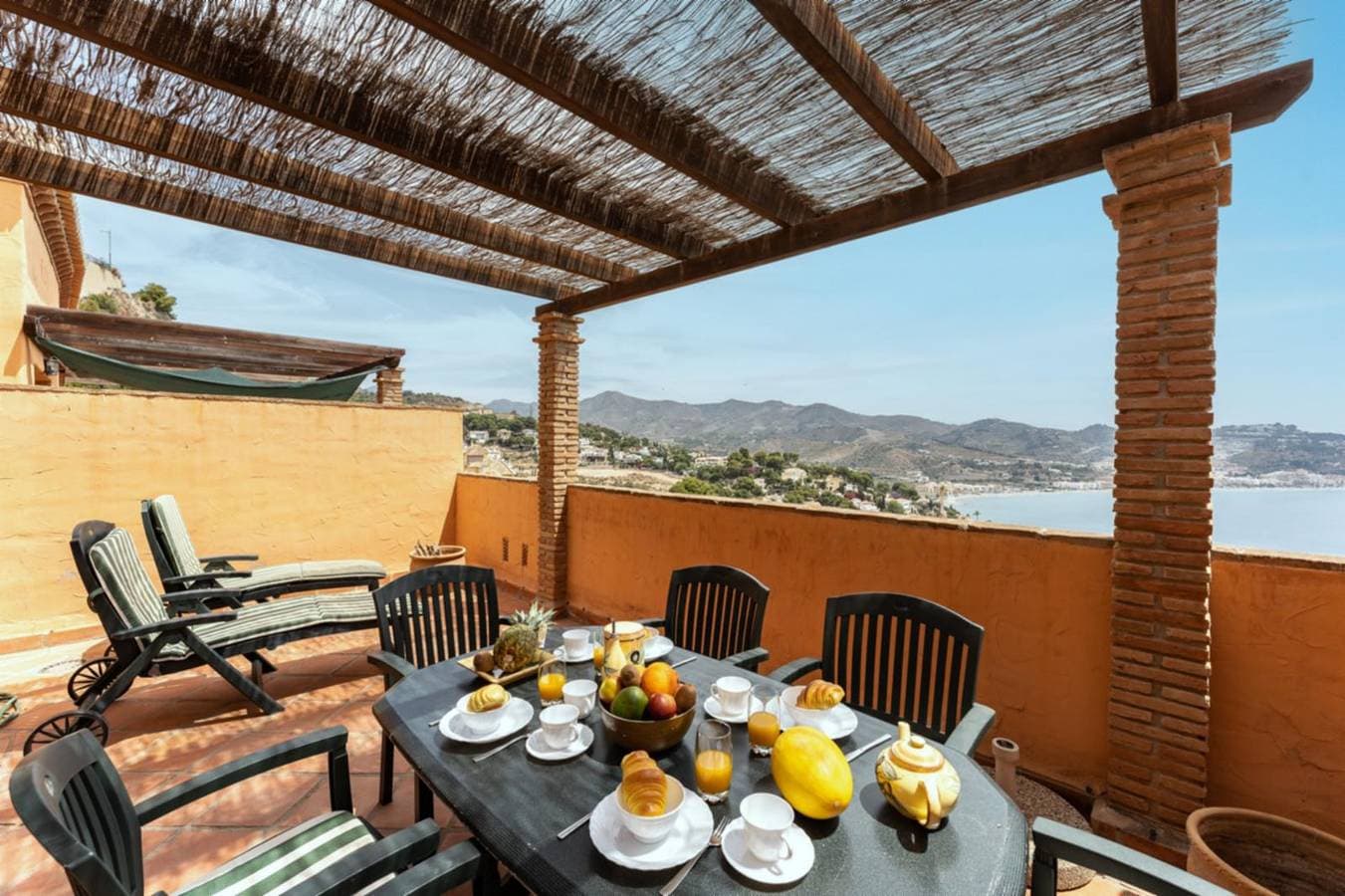 Foto 4 von 34: Ferienwohnung für 4 Personen mit Balkon/Terrasse