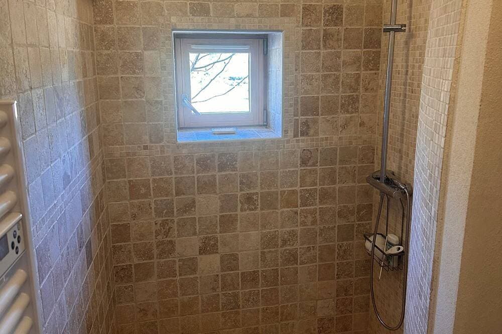 Foto 6 von 29: Ferienhaus Colombine ist ein umgebauter Taubenschlag mit luxuriöser Ausstattung!
