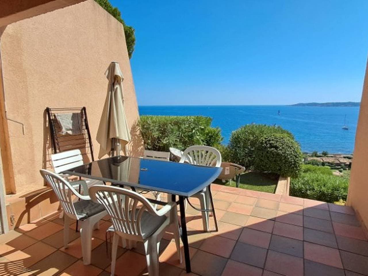 Foto 6 von 22: 2-Zimmer-Wohnung mit Meerblick und Garage in Sainte-Maxime
