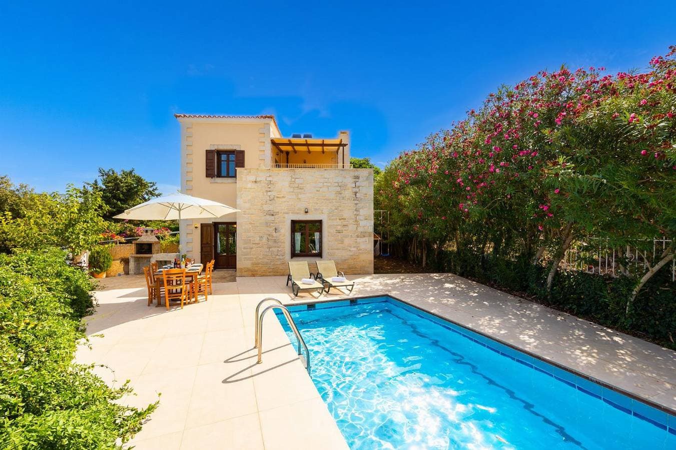 Foto 7 von 26: Villa für 6 Personen mit Terrasse