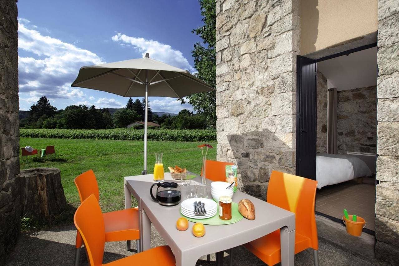 Terres de France - Le Domaine des Vans 1