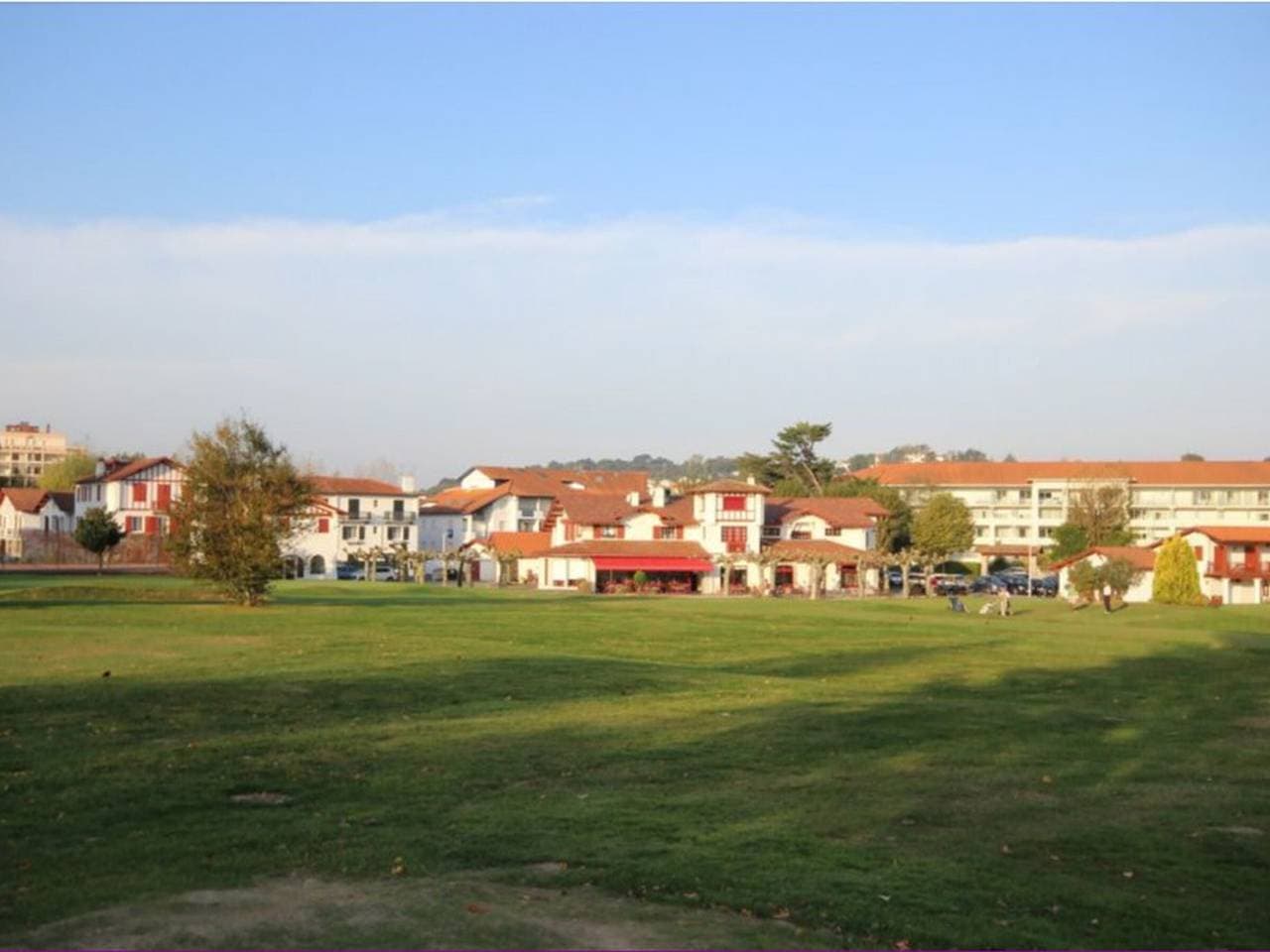 Foto 11 von 16: Studio am Golfplatz mit Terrasse und Parkplatz