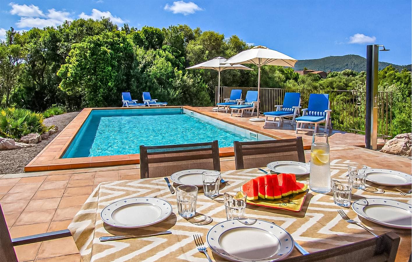 Foto 5 von 30: Sonniges Apartment mit Terrasse, Pool & Wifi