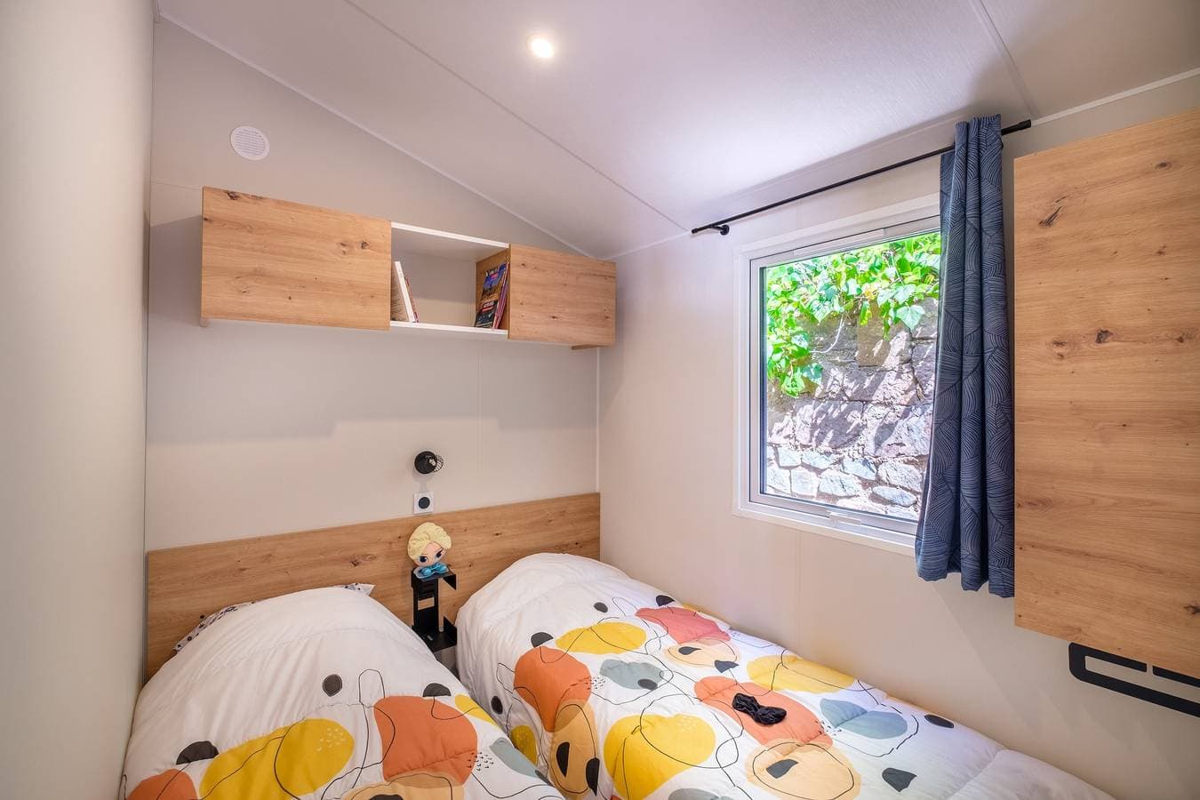 Foto 9 von 21: Ferienwohnung 'Mobile-Home Baia' mit Meerblick, privater Terrasse und WLAN