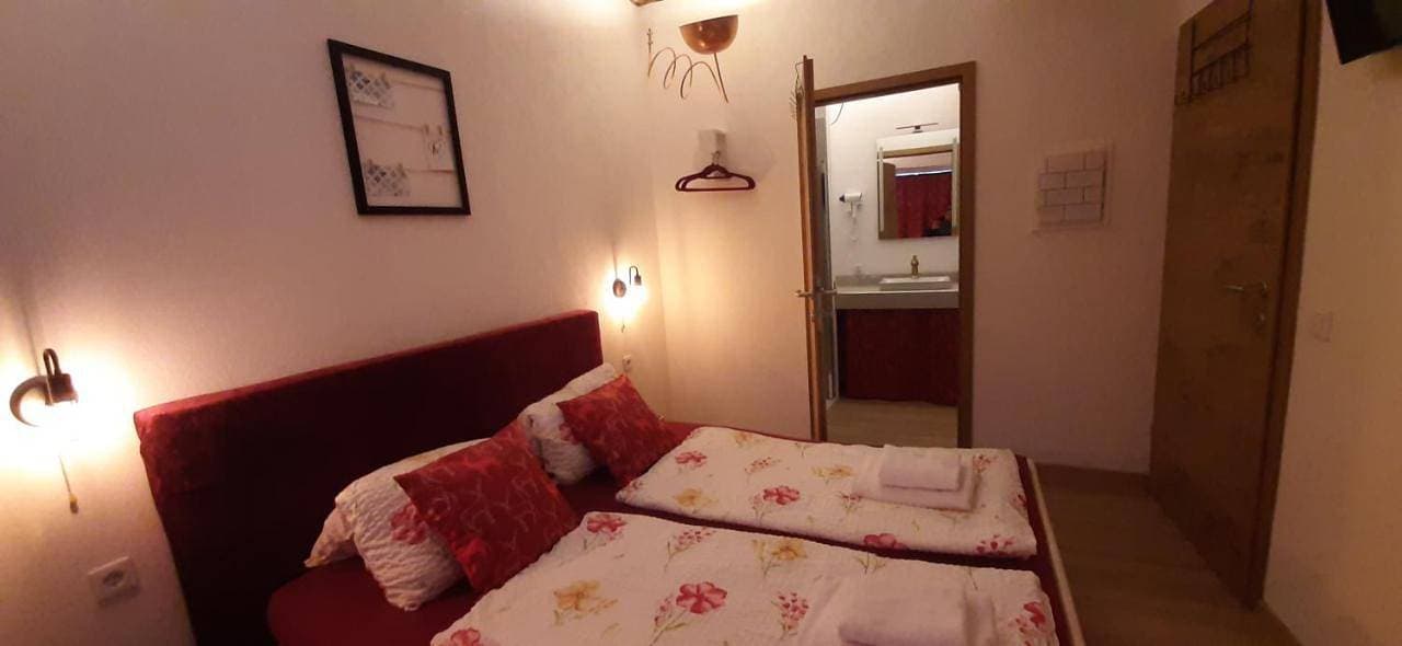 Foto 7 von 16: Double Room