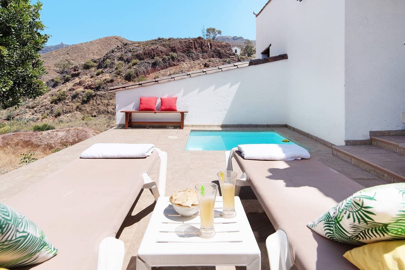 Foto 4 von 28: Barrierefreies Ferienhaus 'El Algarrobero' mit Bergblick und privatem Pool