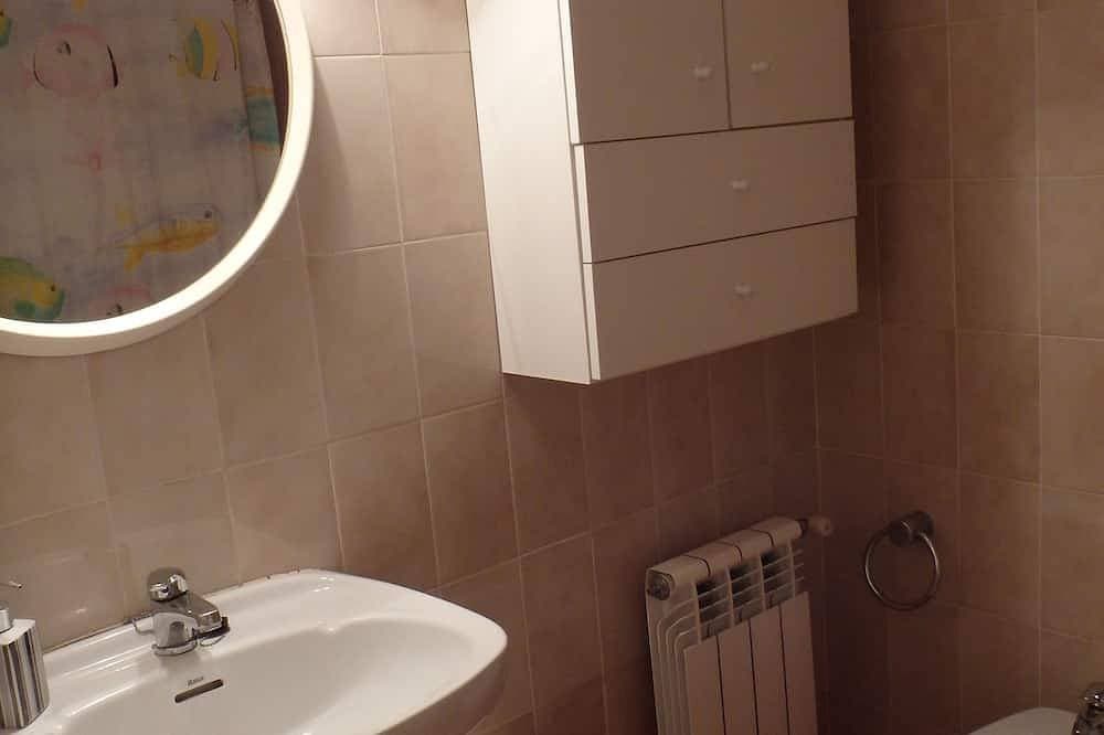 Foto 10 von 30: Villa mit Garten, Pool, Parkplatz, Satellit, WIFI, 10 Gehminuten zum Strand
