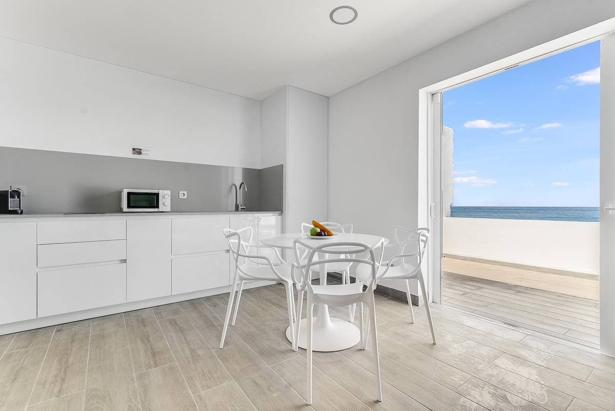 Foto 2 von 26: Ferienwohnung für 4 Personen mit Terrasse