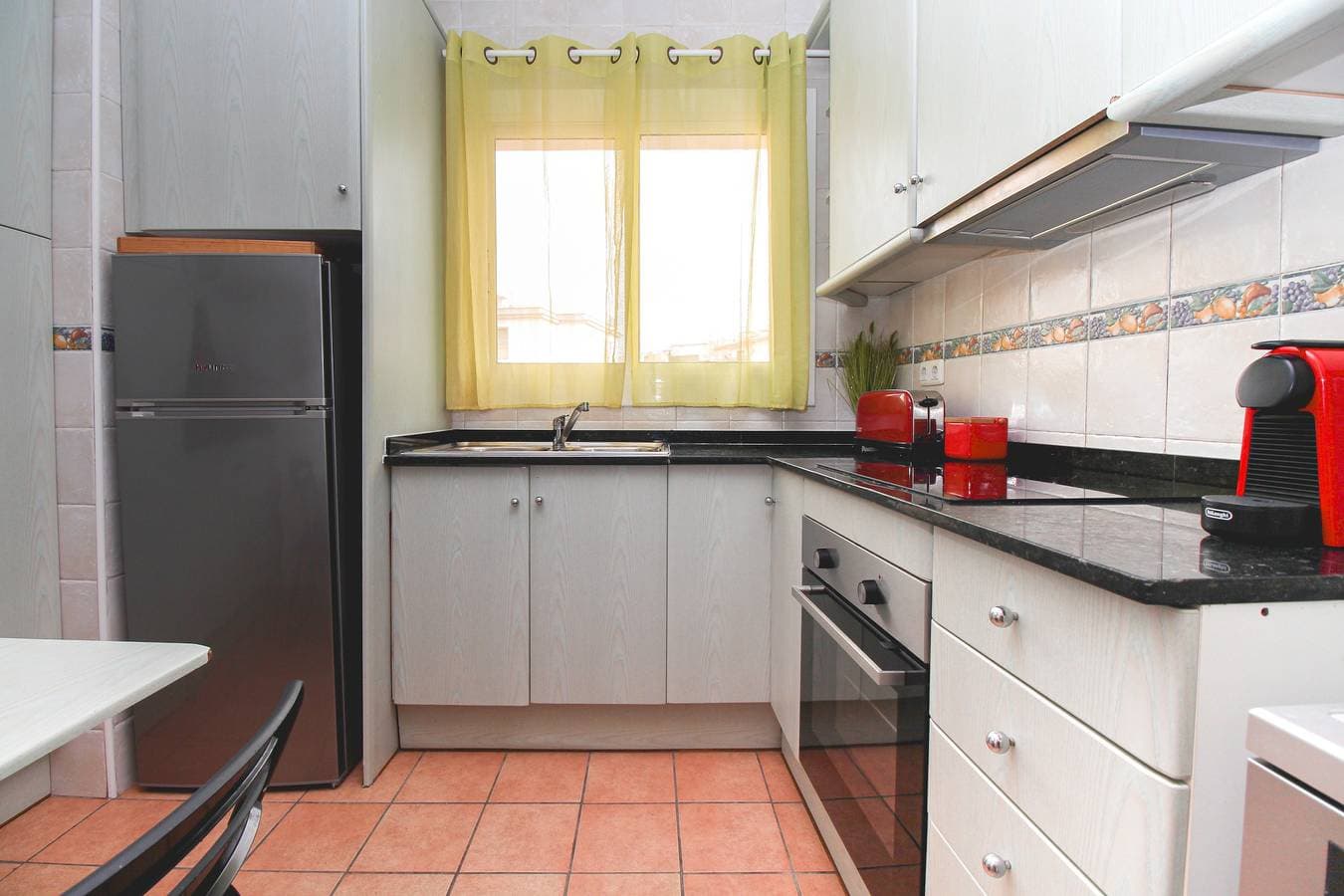 Foto 5 von 21: Apartment 'Sitges La Fita Belle Vue Sur Mer' mit Meerblick, WLAN und Klimaanlage