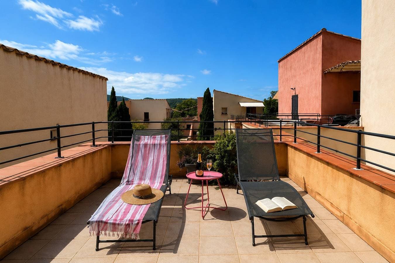 Foto 7 von 16: Ferienwohnung für 4 Personen mit Terrasse