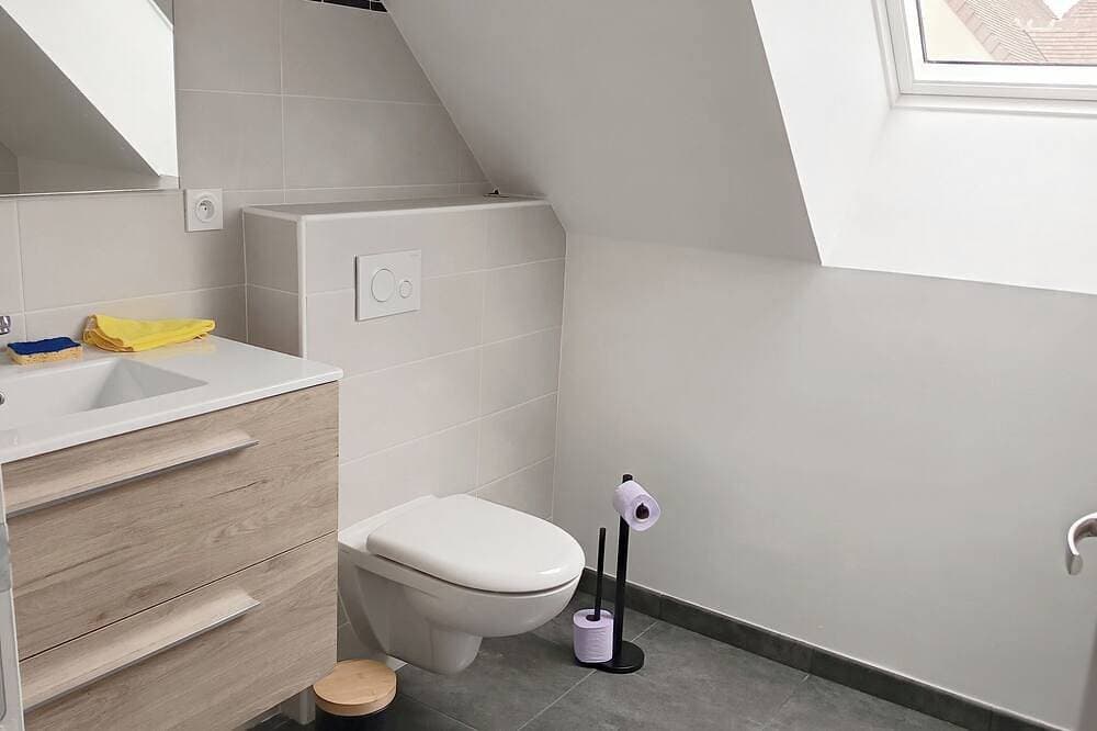 Foto 7 von 23: La maison des Laquais offers 3 bedrooms for 6 people.
