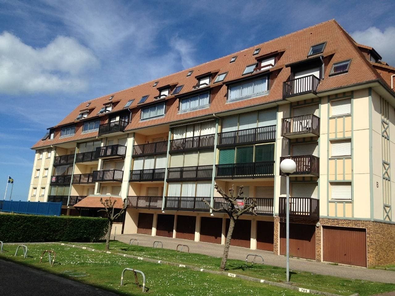 Foto 13 von 21: Wohnung mit Balkon und Parkplatz, 50m vom Strand