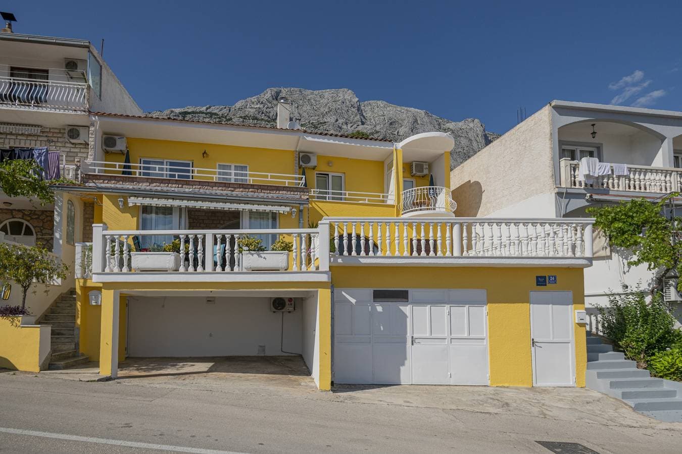Foto 2 von 20: 2-Zimmer-Ferienwohnung mit Terrasse und Meerblick Baska Voda, Makarska -a