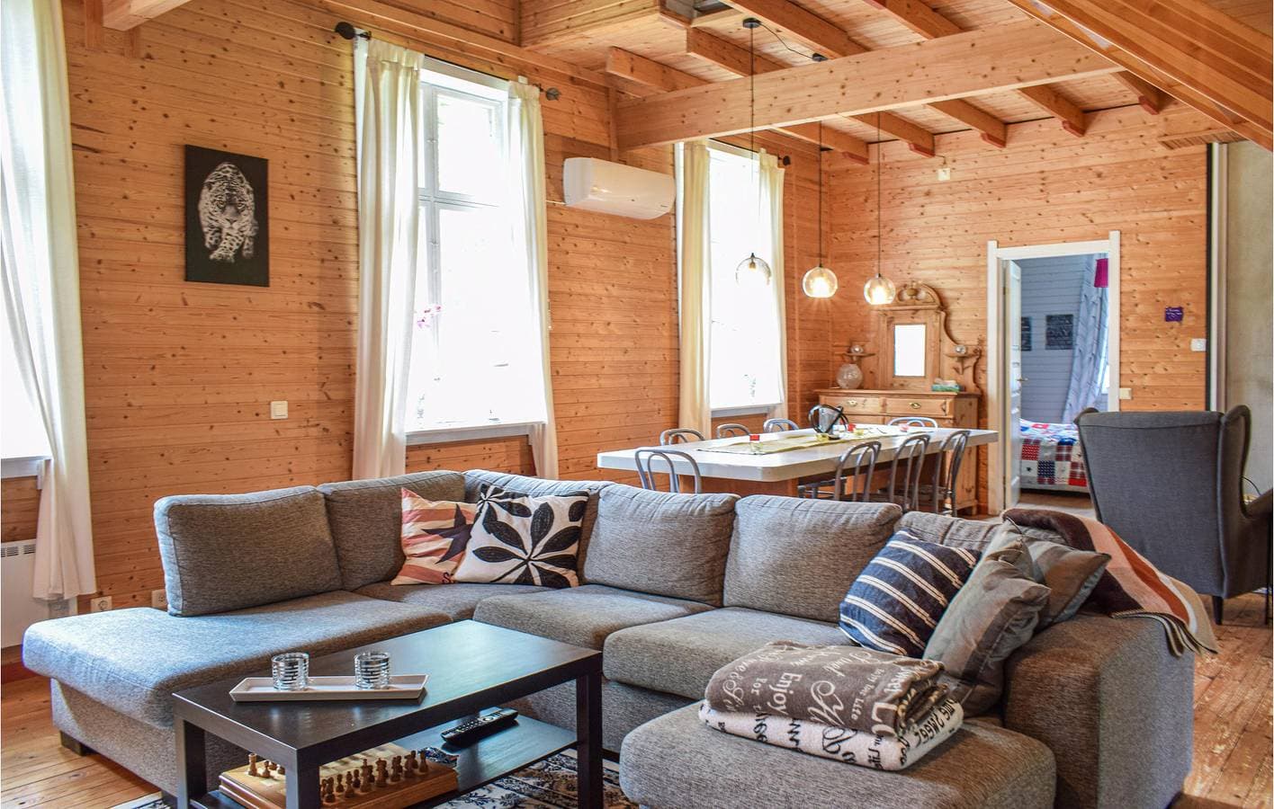 Foto 4 von 34: Ferienhaus für 9 Personen mit Garten