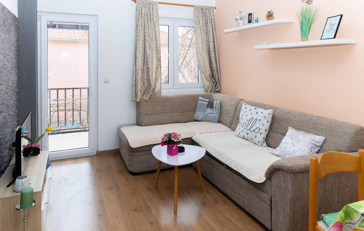 Foto 7 von 27: Ferienwohnung mit Meerblick, Terrasse, WLAN und Parkplatz in der Nähe von Makarska