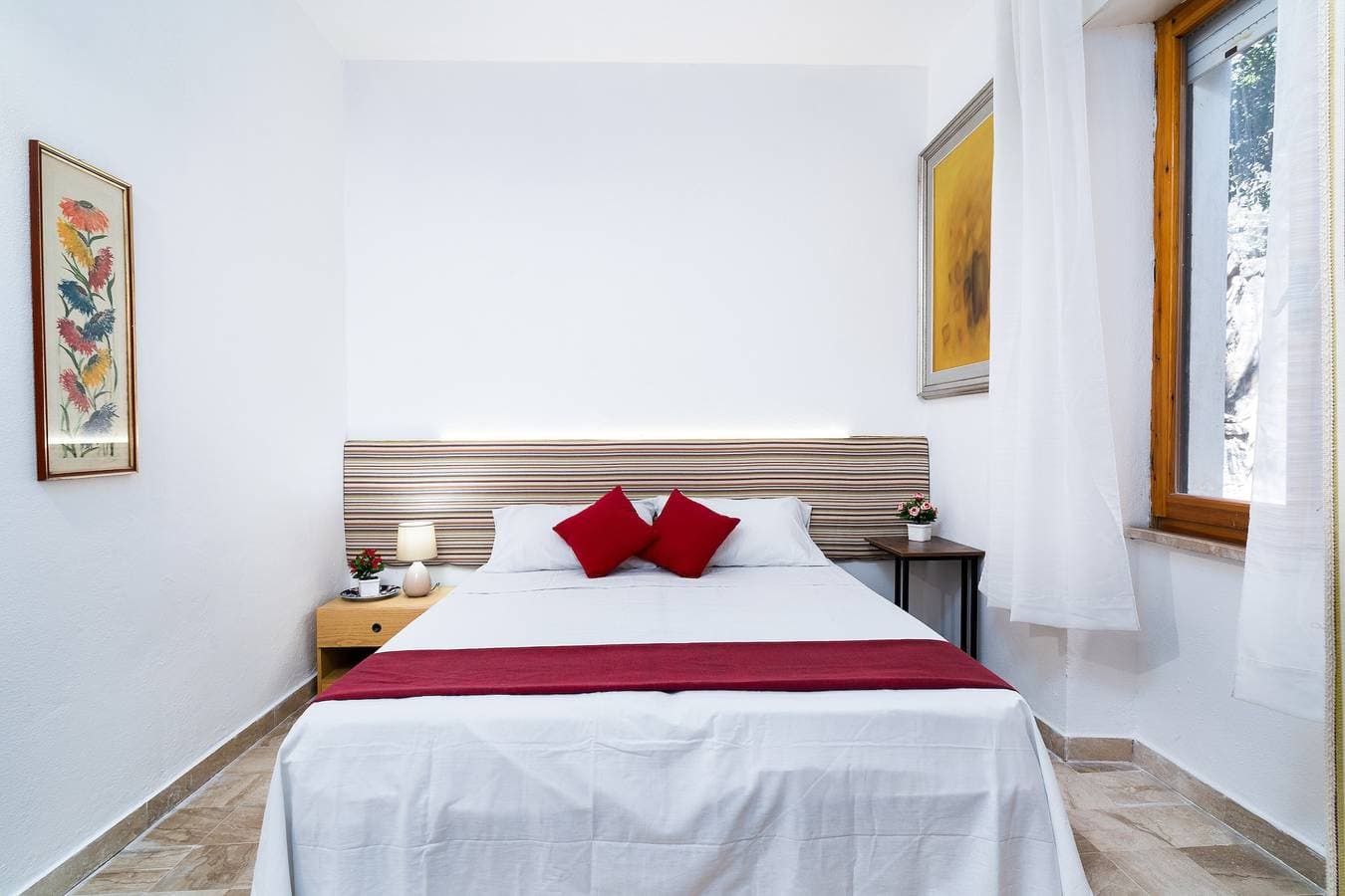 Foto 3 von 32: Apartment 'Casa Sul Porto A Cala Gonone' mit privater Terrasse und Garten