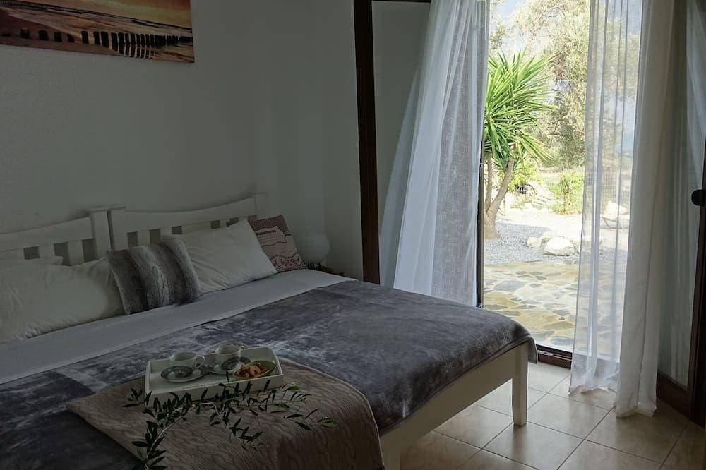 Foto 4 von 30: Villa Anna, 4-Personen-Villa mit unvergesslichem Blick auf das Meer, die Berge und Dörfer