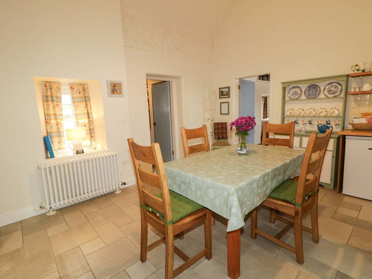 Foto 10 von 29: Cottage für 4 Personen mit Garten