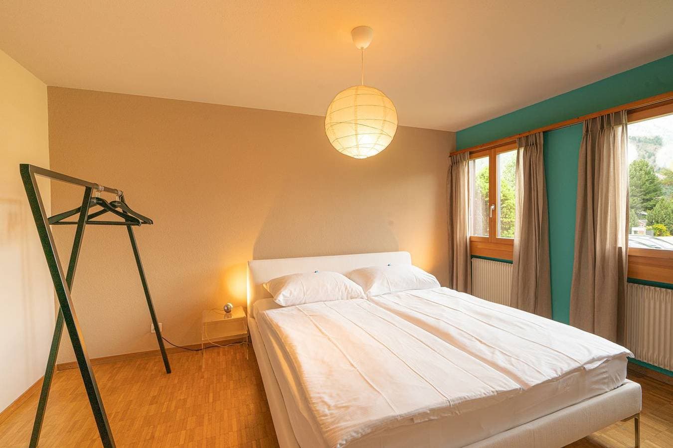 Foto 10 von 25: Chesa Tscheppa 1 – Wohnung mit Seeblick & Gartensitzplatz