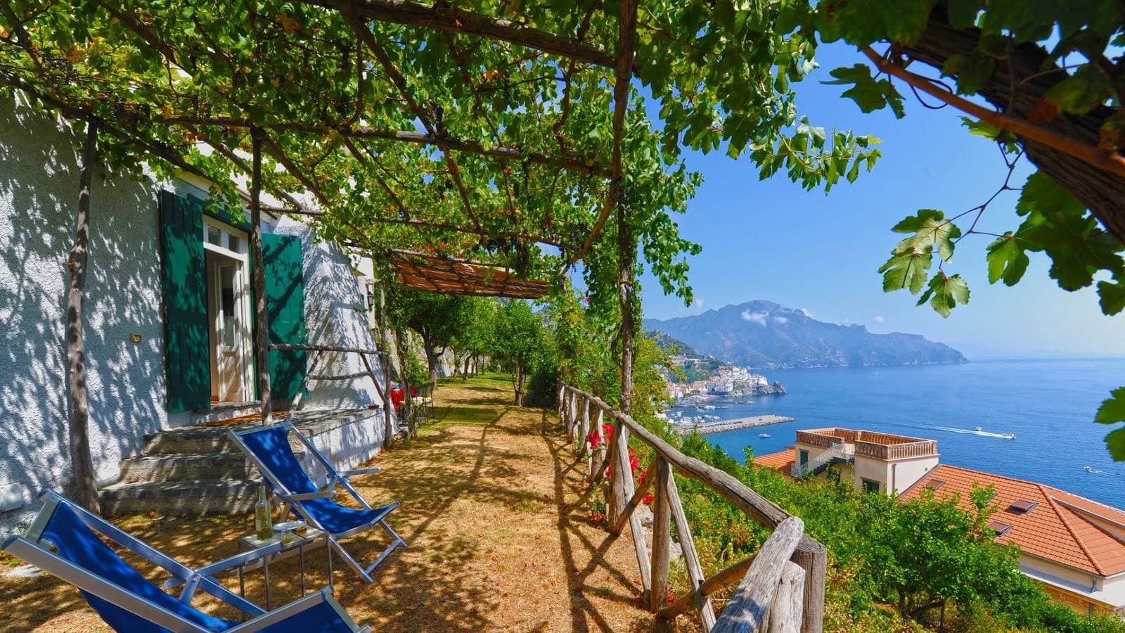 Foto 7 von 21: Ferienwohnung für 4 Personen mit Terrasse