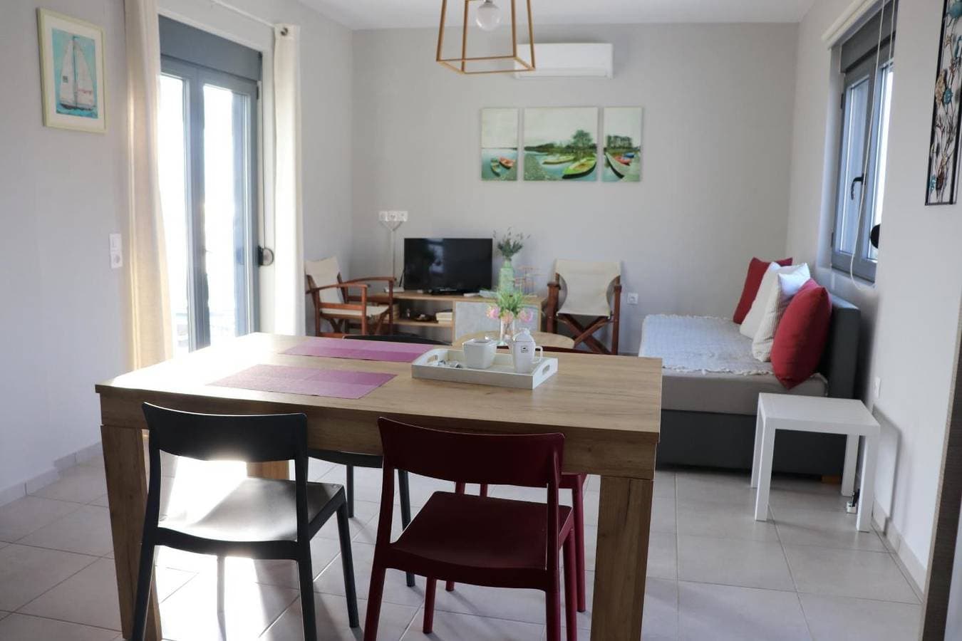 Foto 11 von 41: Weiter Blick auf Landschaft und Meer, Pool, 4 Pers. | Ferienhaus Triopetra, Kreta