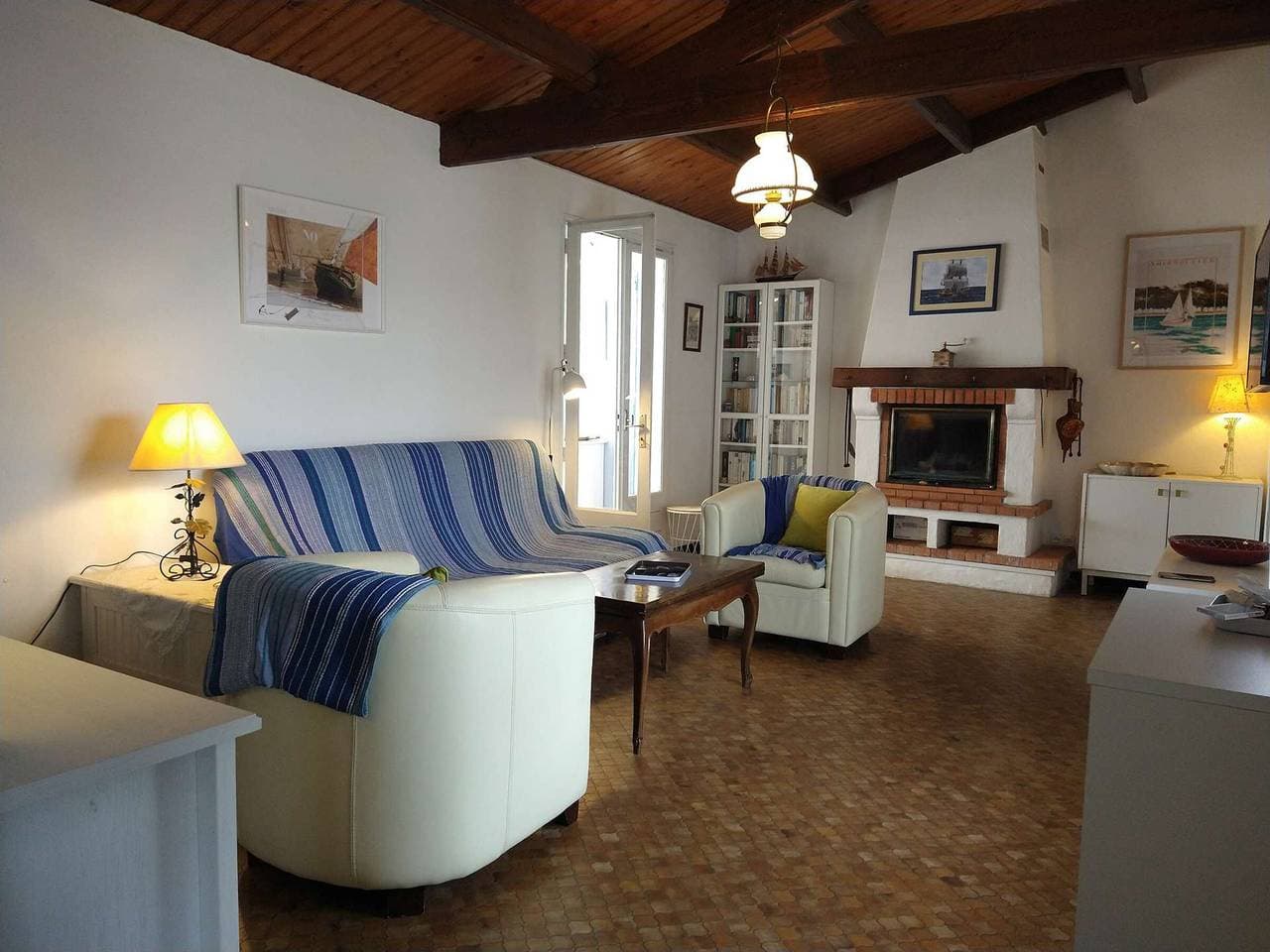 Foto 4 von 24: Gemütliches Haus, 300m vom Strand, Veranda, Garten, 2 Schlafzimmer, 4 Personen, Endreinigung inbegriffen