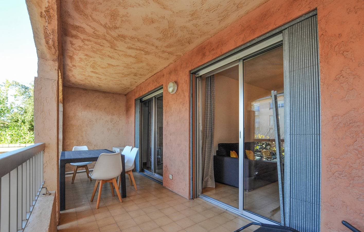 Foto 11 von 20: Modernes Apartment mit Terrasse und Parkplatz, 1,5 km zum Strand