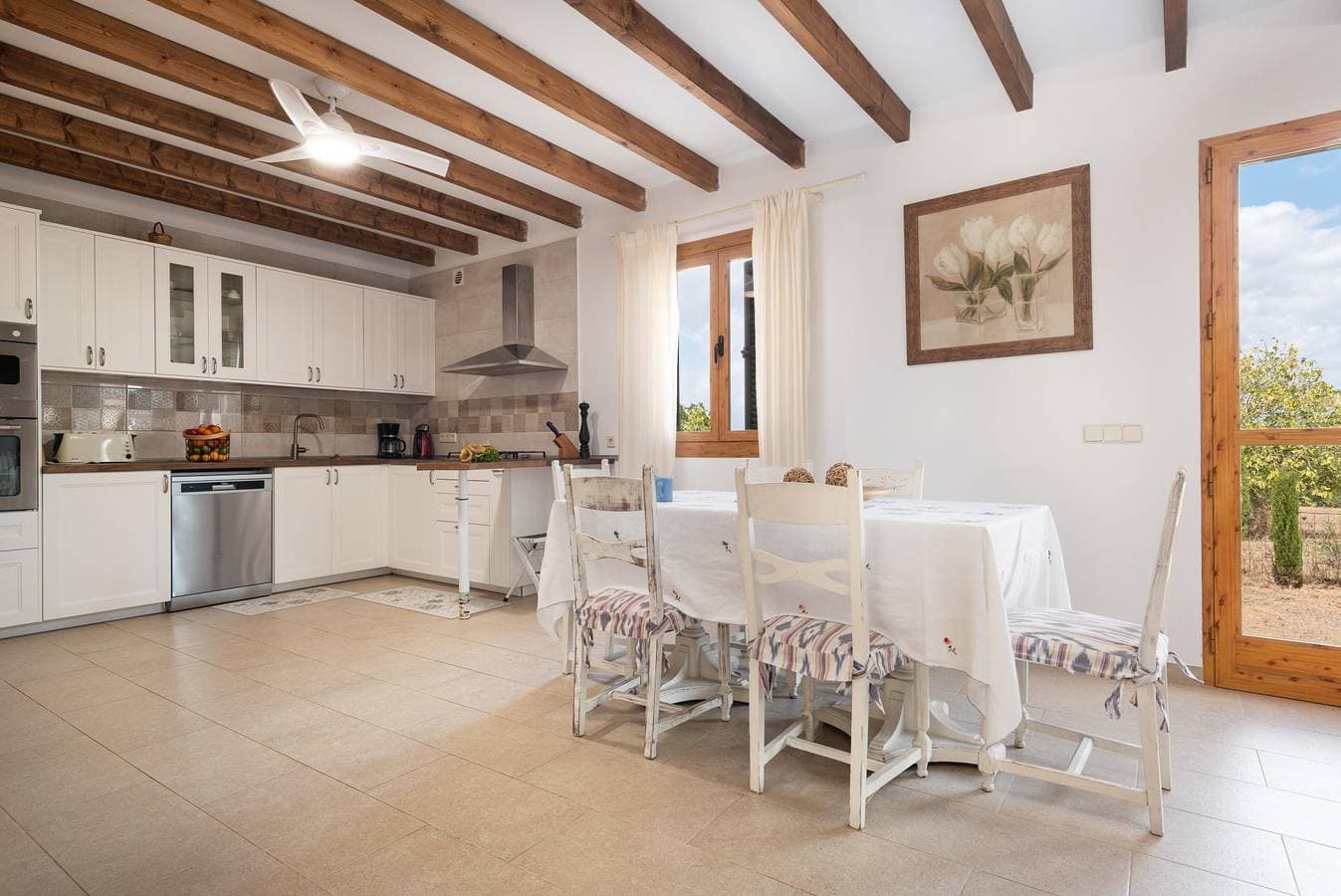 Foto 10 von 47: Gina - Schönes Haus mit privatem Pool und Kostenloses WLAN