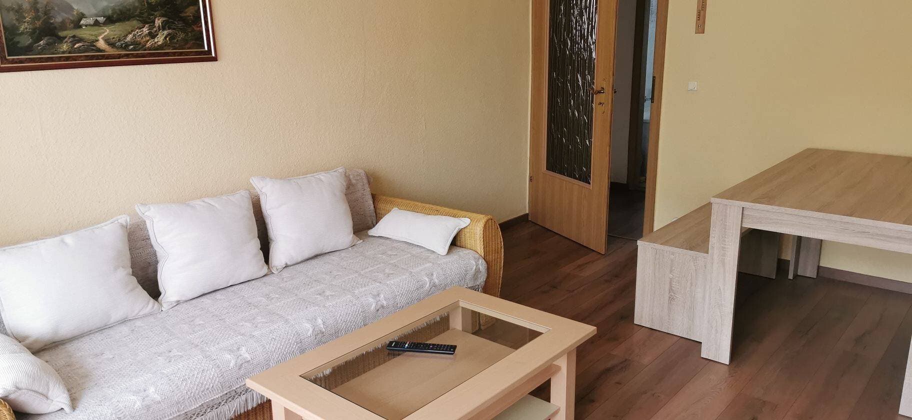 Foto 3 von 12: Ferienwohnung 'Mücheln 2' mit Balkon und Wi-Fi