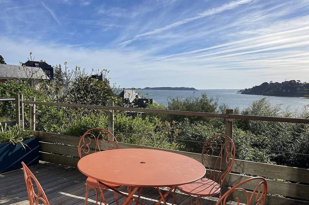 Wohnung mit Meerblick, strandnah, Terrasse und Parkplatz in Perros-Guirec 1