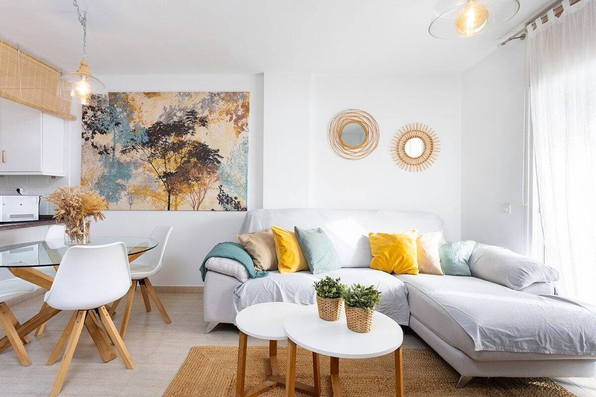 Foto 8 von 52: Ferienwohnung für 4 Personen mit Terrasse