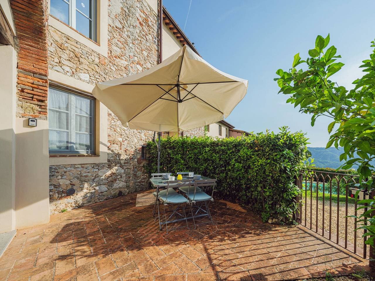Foto 6 von 37: Ferienwohnung für 4 Personen mit Garten